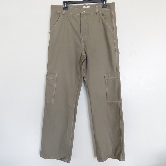 H&M Denim - H&M Women's Olive Green Wide Leg Highrise Cargo Jeans Size 14